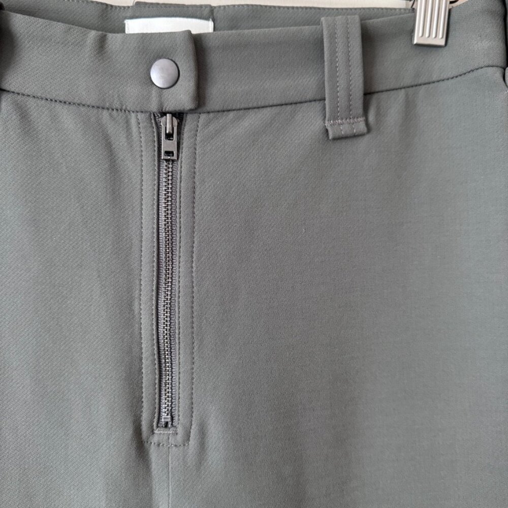 Aritzia | Wilfred Free Green Exposed Zipper Bootcut Dress Pants - Size 8 - Picture 5 of 11